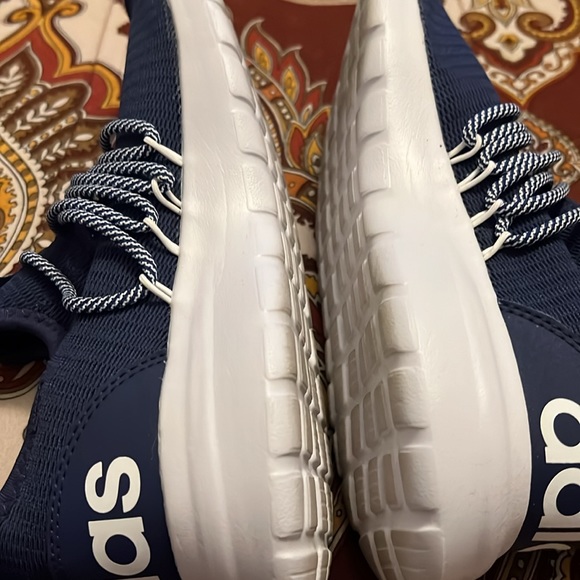 Men Adidas size 10 - Picture 6 of 6